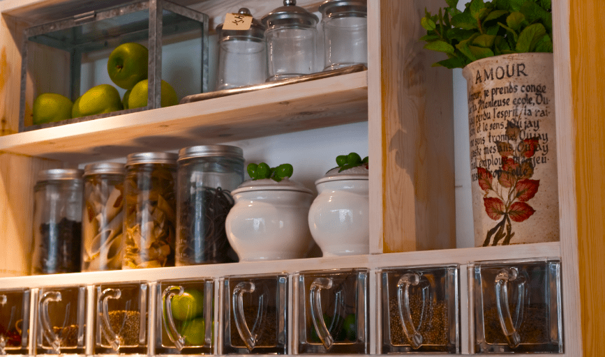 Home Declutters And Organizers